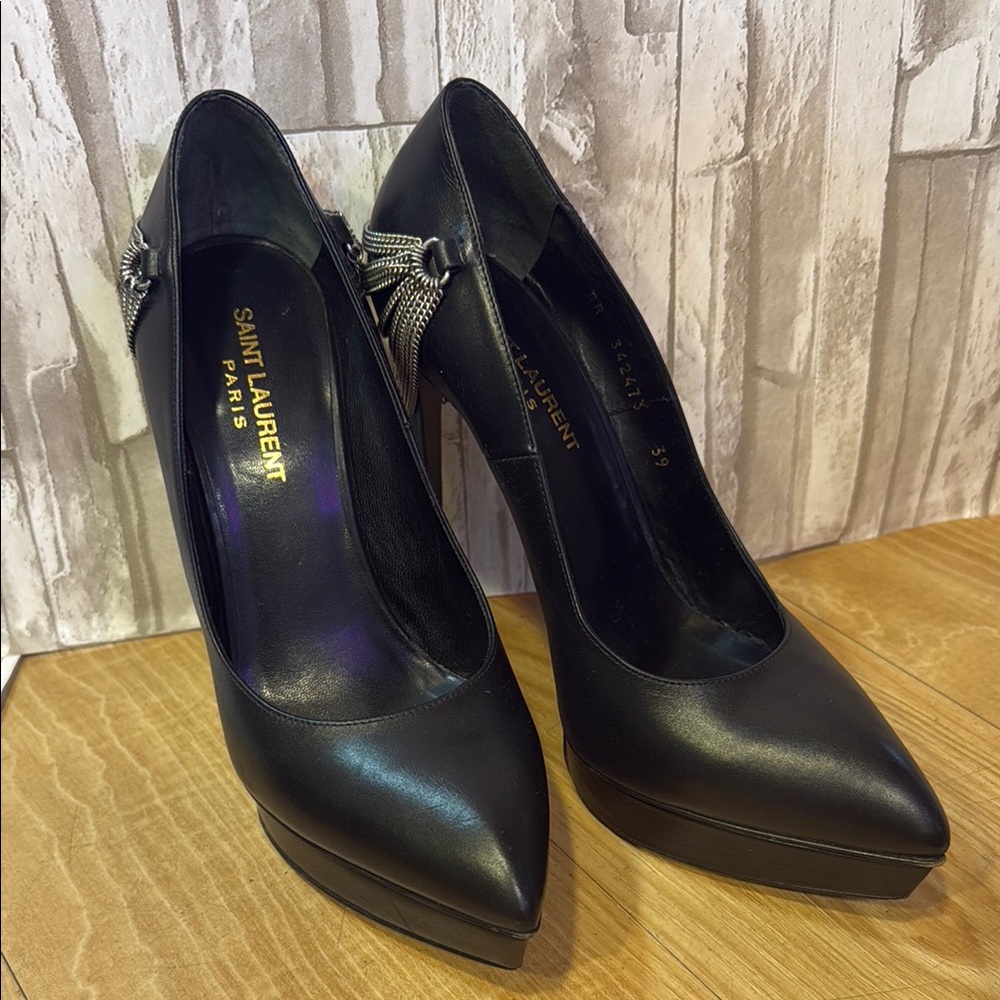 Saint Laurent Black Women's Heels